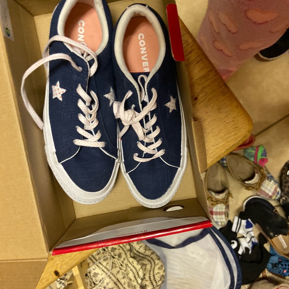 Sneakers